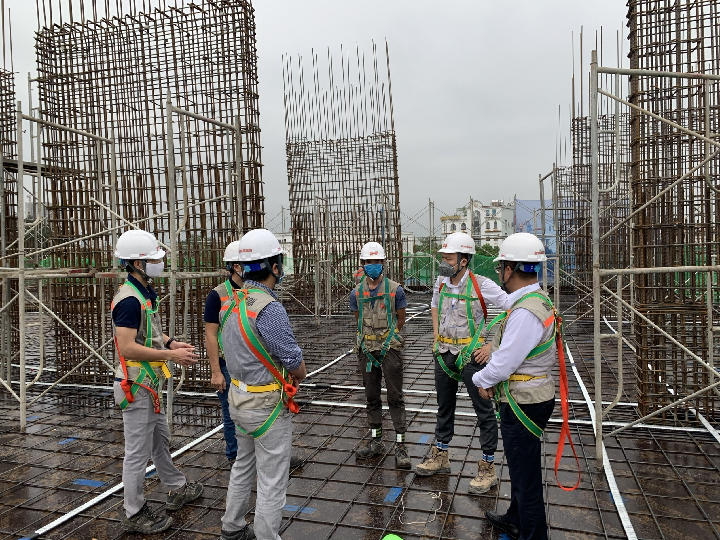 thi công sàn dự ứng lực