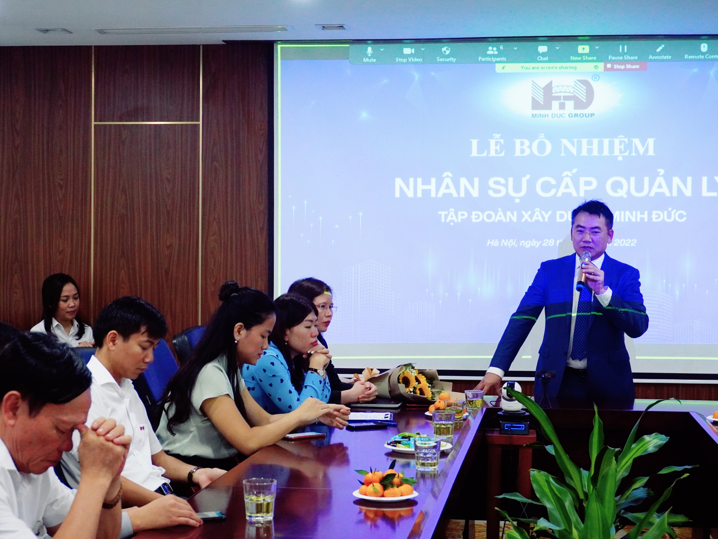 nhan-su-tap-doan-minh-duc-co-bao-nhieu-nguoi