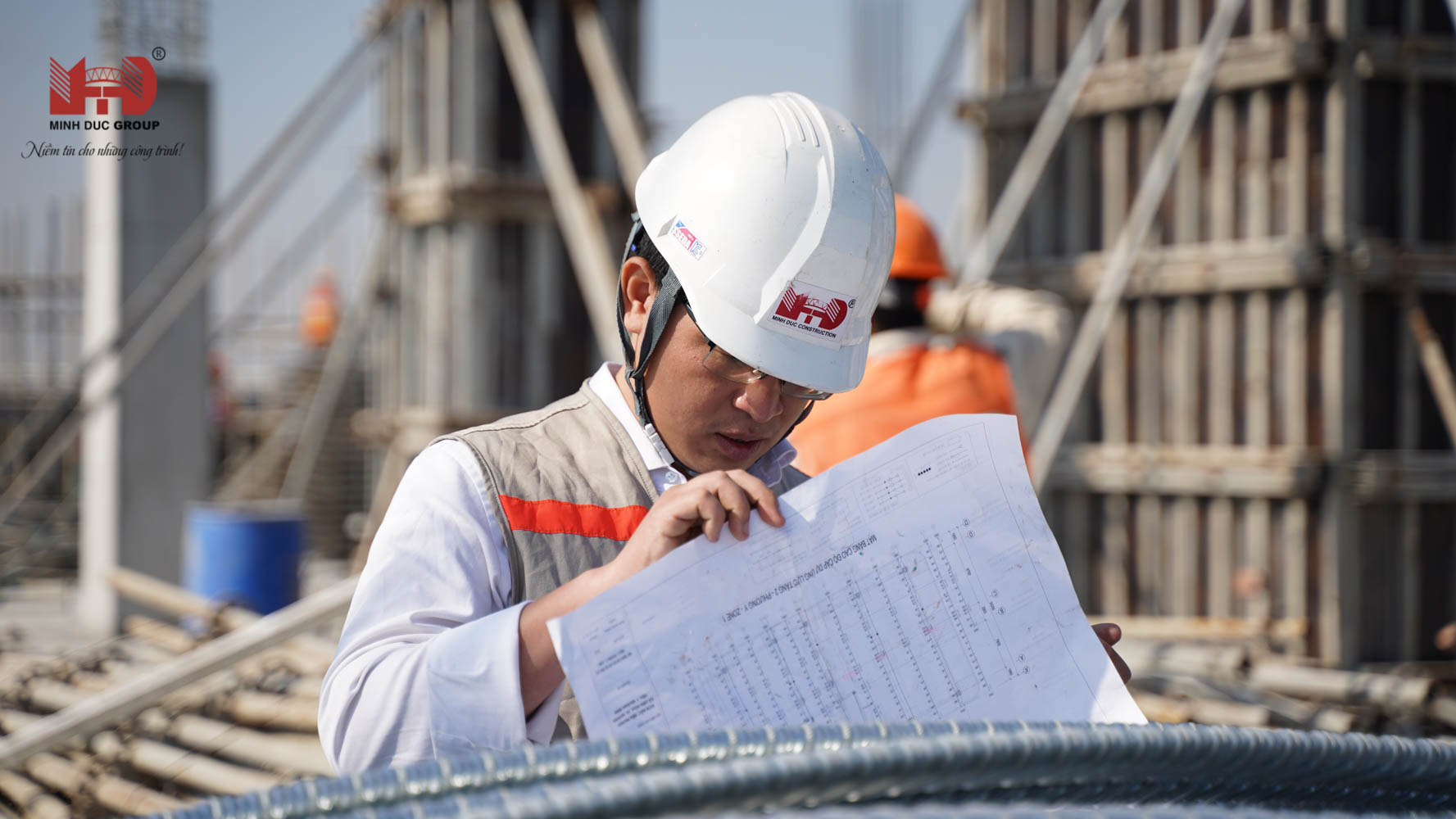 thi-cong-san-du-ung-luc