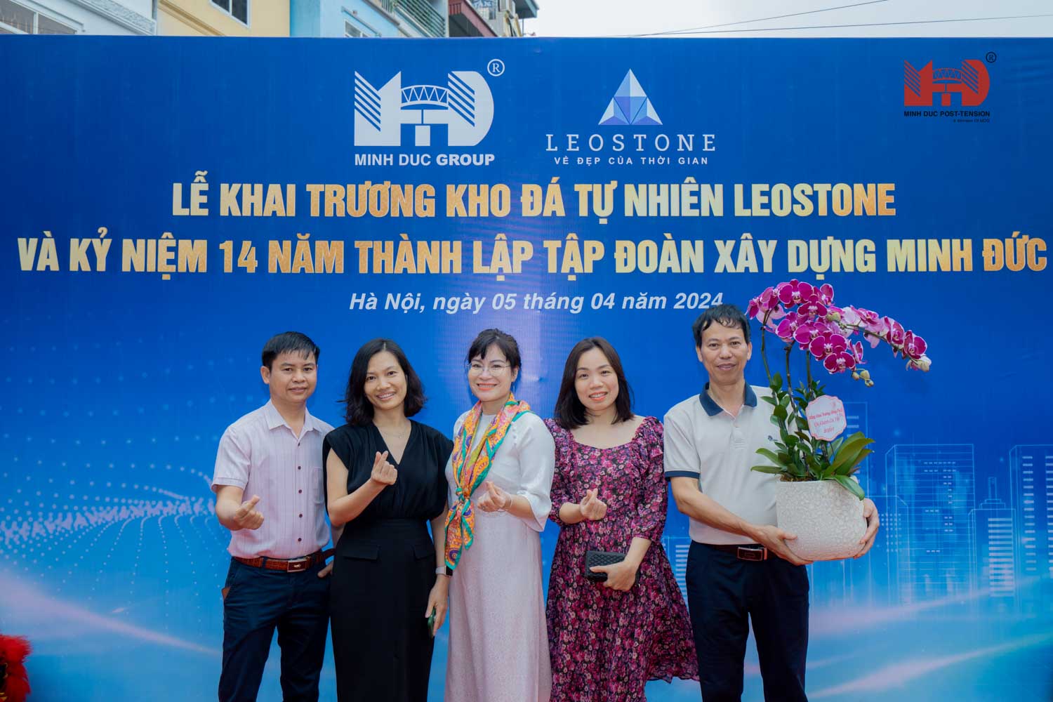 khai-truong-kho-da-tu-nhien-leostone