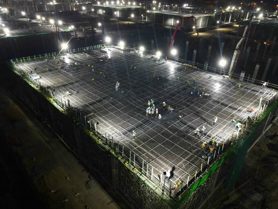 thi cong san du ung luc