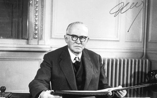 Cha đẻ công nghệ dự ứng lực-  ông Eugene Freyssinet